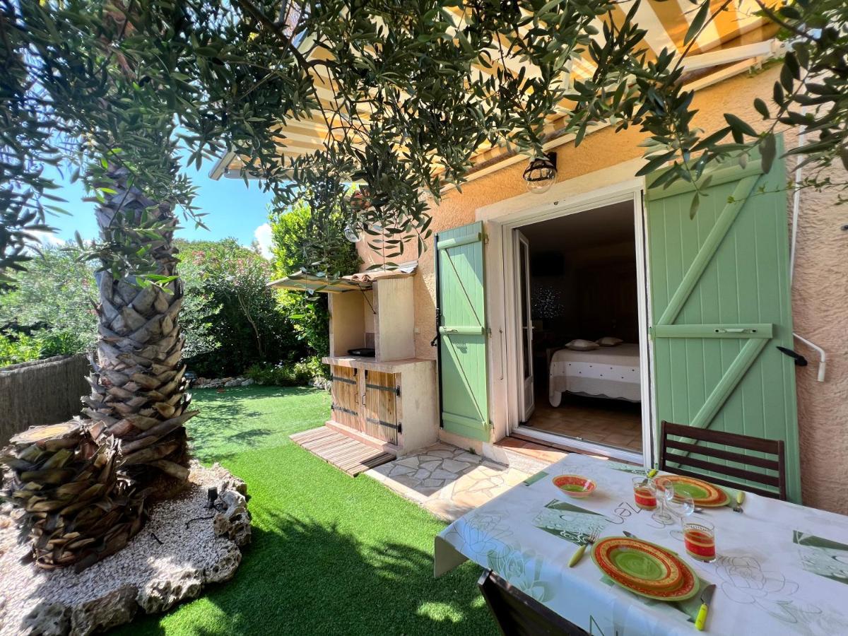 Bastide Du Levant Sainte-Maxime Exterior foto